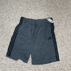 Adidas Mens Shorts New L